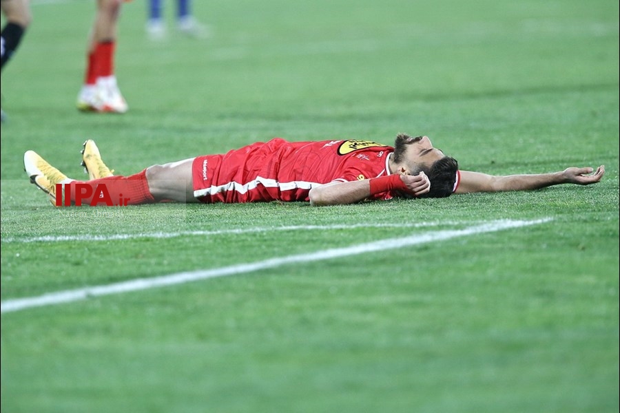   دیدار تیم های فوتبال پرسپولیس و استقلال
