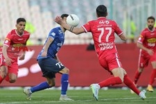   دیدار تیم های فوتبال پرسپولیس و استقلال