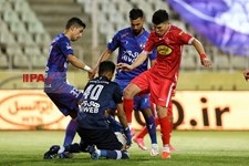   دیدار تیم های فوتبال هوادار و پرسپولیس