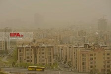   تهران غرق در گرد و غبار