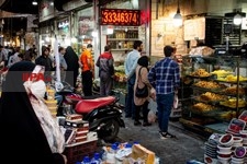   حوالی افطار در میدان امام حسین(ع)
