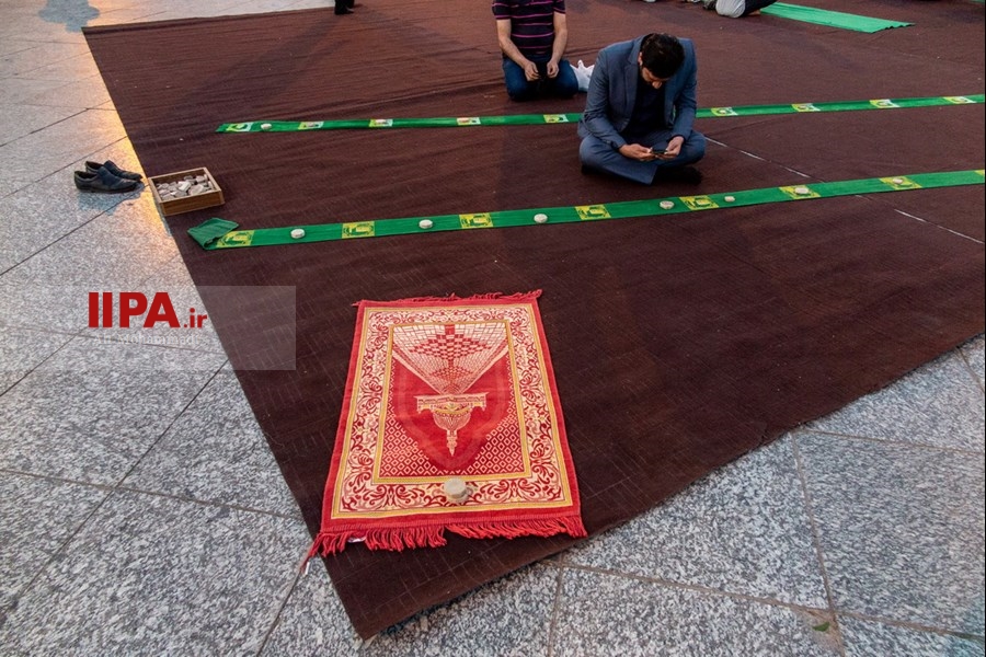   حوالی افطار در میدان امام حسین(ع)