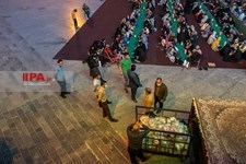   حوالی افطار در میدان امام حسین(ع)