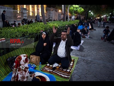 مناجات شب های ماه مبارک رمضان در مسجد ارگ تهران