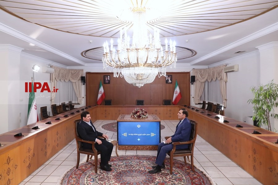   حضور معاون اول رئیس جمهور در  در برنامه تلویزیونی «صف اول»