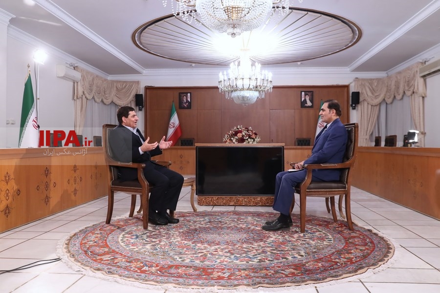   حضور معاون اول رئیس جمهور در  در برنامه تلویزیونی «صف اول»