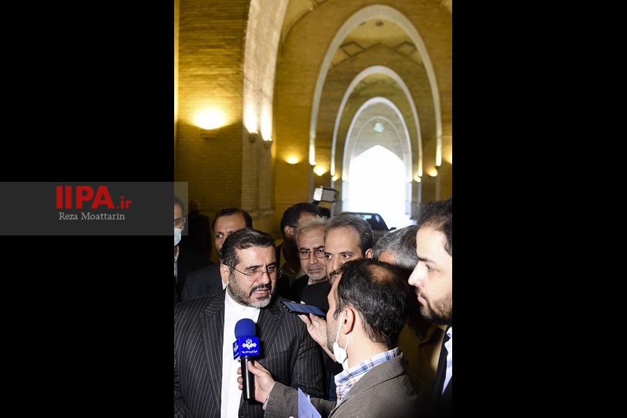   آیین افتتاحیه سی و سومین نمایشگاه بین المللی کتاب تهران