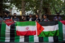   تجمع خبرنگاران و فعالان فلسطین به یاد شیرین ابوعاقله