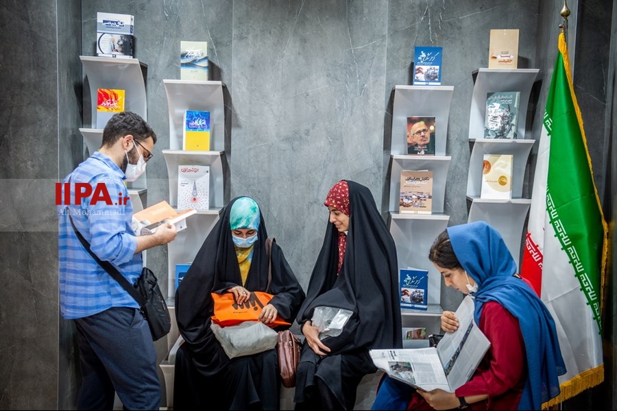   دومین روز نمایشگاه بین المللی کتاب تهران