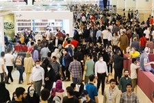   استقبال چشمگیر مردم از نمایشگاه بین المللی کتاب تهران
