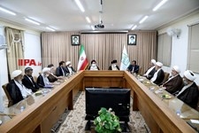   دیدار وزر ارقتصاد با اعضای شورای عالی جامعه مدرسین حوزه علمیه