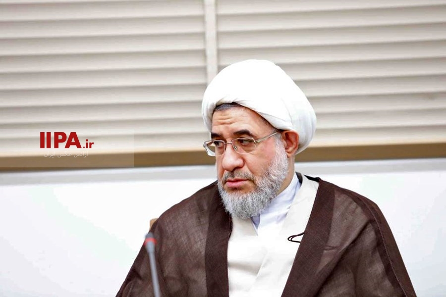   دیدار وزر ارقتصاد با اعضای شورای عالی جامعه مدرسین حوزه علمیه