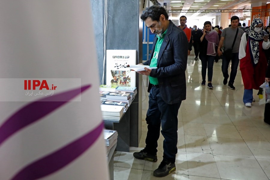   استقبال از غرفه« انتشارات ایران» در نمایشگاه کتاب 
