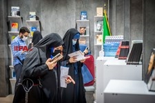   استقبال از غرفه« انتشارات ایران» در نمایشگاه کتاب 
