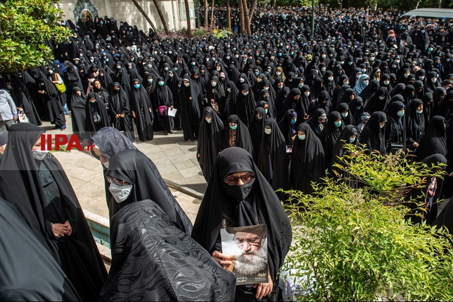   مراسم تشییع پیکر مرحوم فاطمی‌نیا در دانشگاه تهران
