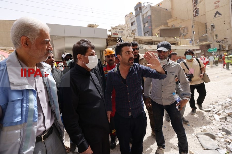   حضورمعاون اول رئیس جمهور در ساختمان مترو پل آبادان