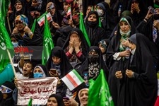   اجتماع دختران انقلاب