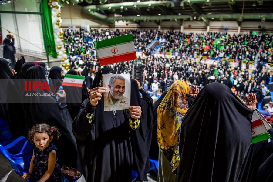   اجتماع دختران انقلاب