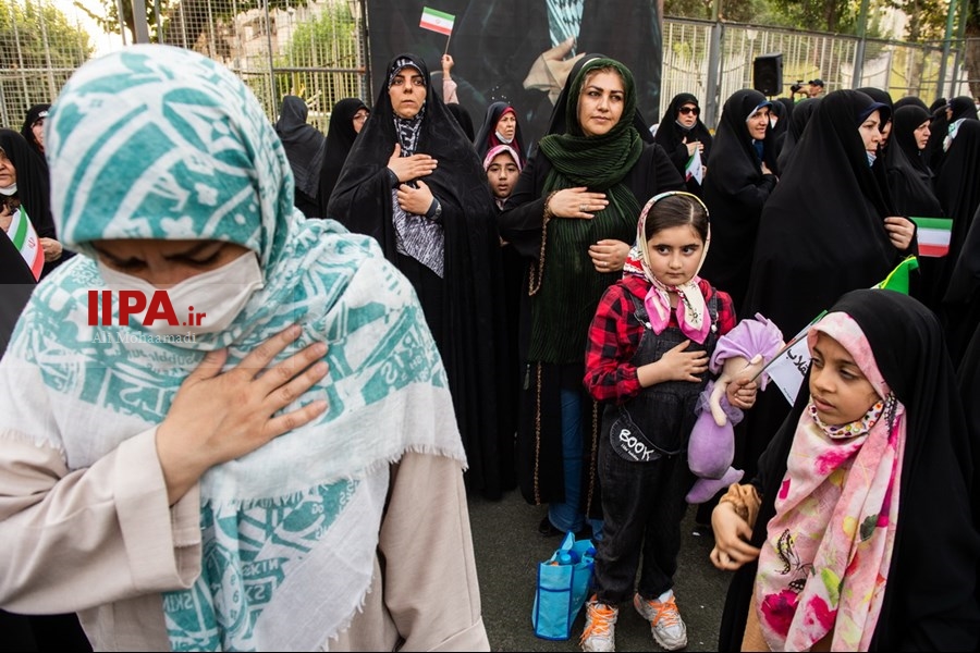  اجتماع دختران انقلاب