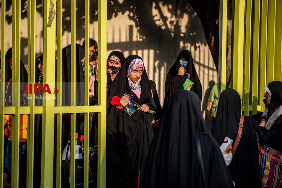   اجتماع دختران انقلاب