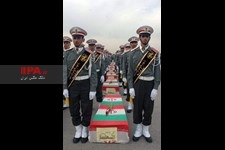   تشییع پیکر شهید عباس دوران و جمعی از شهدای جنگ تحمیلی سال 1381