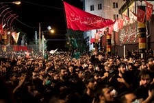   عزاداری مردم تهران در شب تاسوعا حسینی 