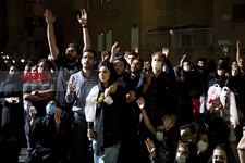   عزاداری مردم تهران در شب تاسوعا حسینی 
