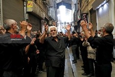   عزاداری و خیمه سوزان عاشورای حسینی - چهارراه گلوبندک