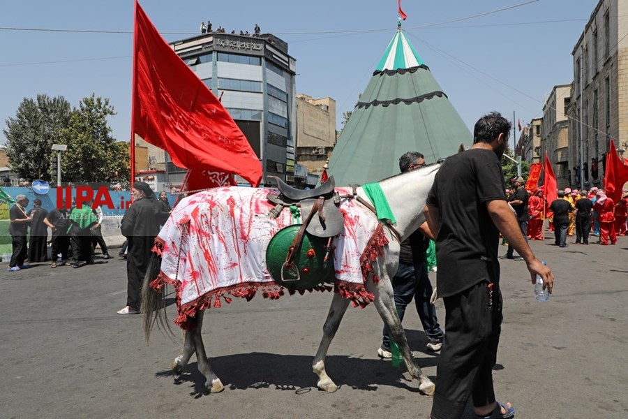   عزاداری و خیمه سوزان عاشورای حسینی - چهارراه گلوبندک