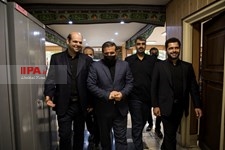   بازدید وزیرفرهنگ ارشاد اسلامی  از روزنامه ایران 