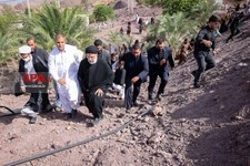   حضور آیت‌الله رئیسی در جمع مردم روستاهای «تنگ شاه عنبرآباد» و «کروچان جازموریان»