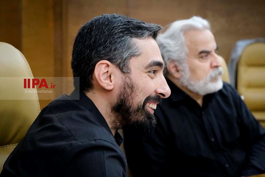   نشست  مهدی رمضانی دبیرکل نهاد کتابخانه های عمومی کشور