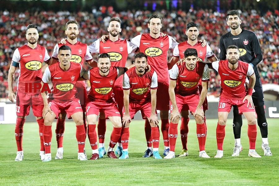   دیدار تیم‌های پرسپولیس و فولاد خوزستان