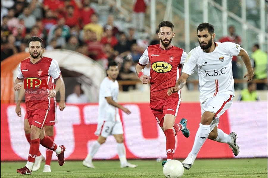   دیدار تیم‌های پرسپولیس و فولاد خوزستان