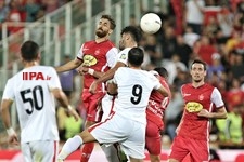   دیدار تیم‌های پرسپولیس و فولاد خوزستان