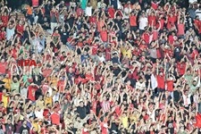   دیدار تیم‌های پرسپولیس و فولاد خوزستان