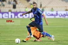  دیدار تیم های استقلال تهران و مس کرمان 