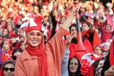   دیدار تیم‌های پرسپولیس و صنعت نفت آبادان