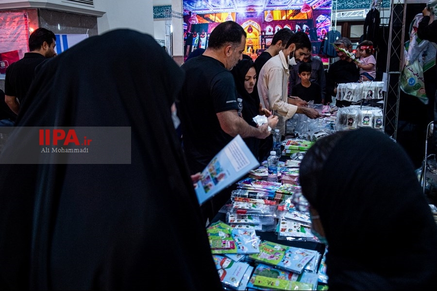   نمایشگاه کالای فرهنگی خانواده و ملزومات اربعین