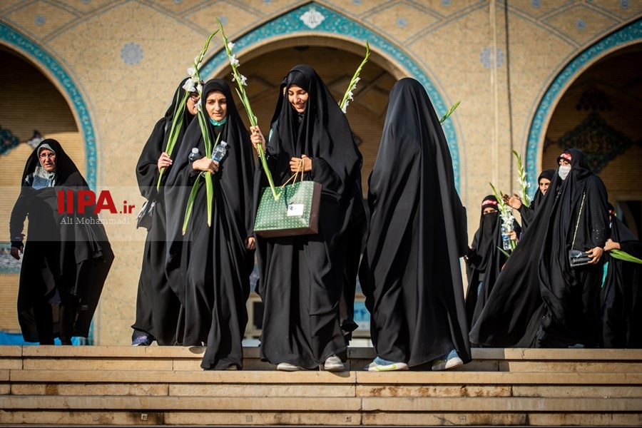   آیین بدرقه خادمان و زائران راهپیمایی اربعین