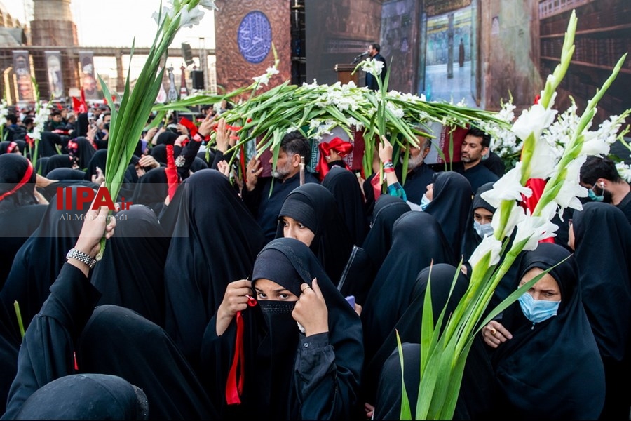   آیین بدرقه خادمان و زائران راهپیمایی اربعین