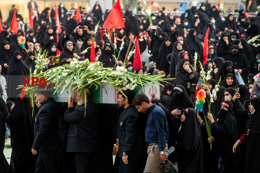   آیین بدرقه خادمان و زائران راهپیمایی اربعین