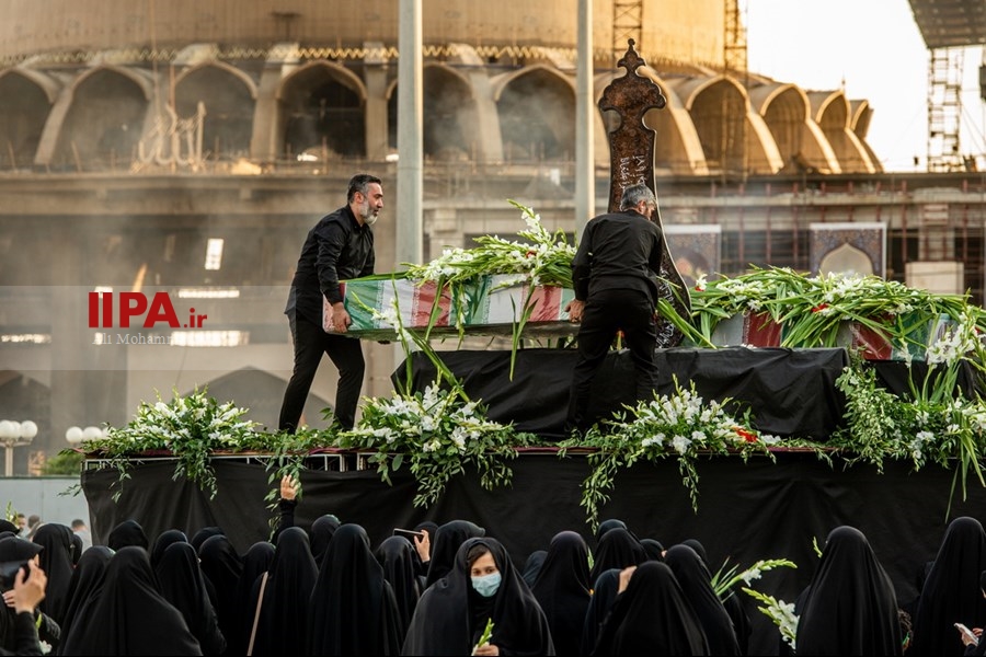   آیین بدرقه خادمان و زائران راهپیمایی اربعین