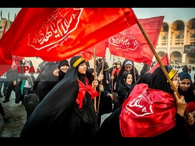 آیین بدرقه خادمان و زائران راهپیمایی اربعین