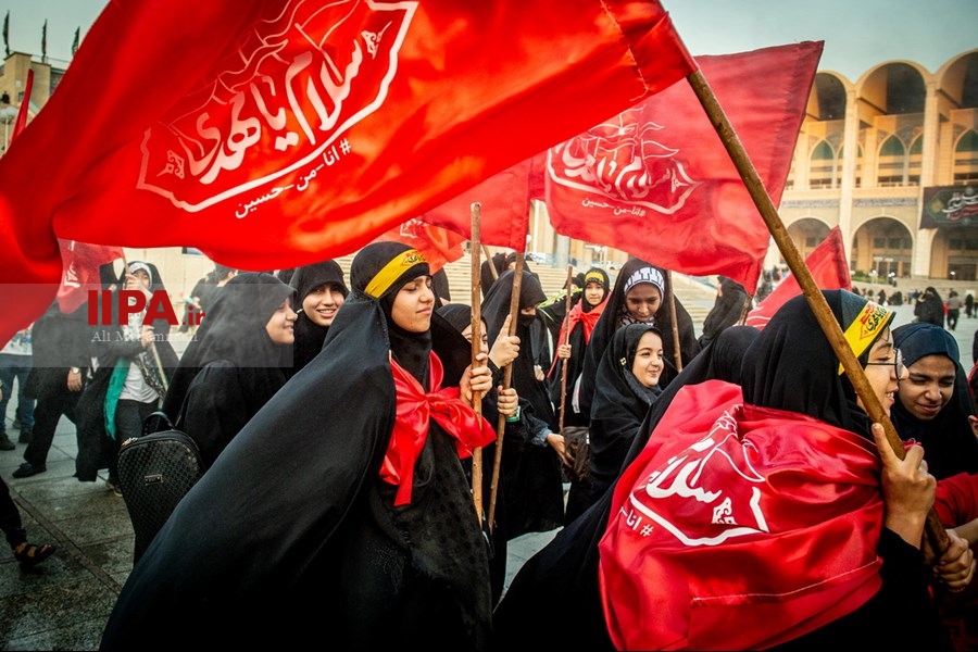   آیین بدرقه خادمان و زائران راهپیمایی اربعین