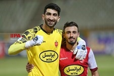   دیدار تیم‌های پرسپولیس و هوادار