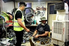  پیاده روی اربعین حسینی از نجف به سوی کربلا