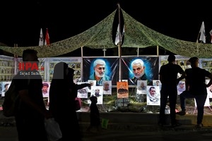 پیاده روی اربعین حسینی از نجف به سوی کربلا