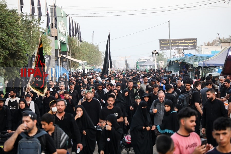   پیاده روی اربعین حسینی از نجف به سوی کربلا ۲