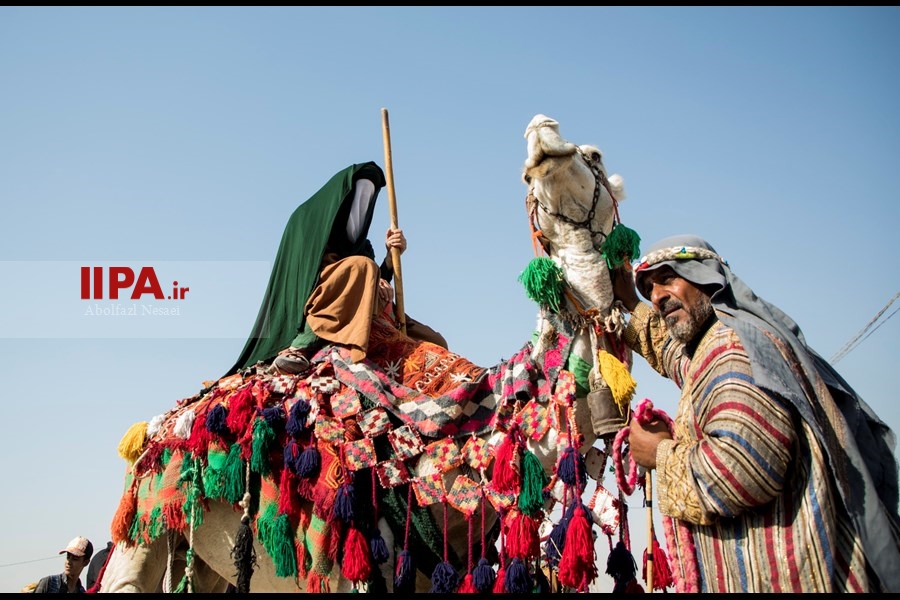   کاروان نمادین تعزیه در پیاده روی اربعین حسینی (ع)
